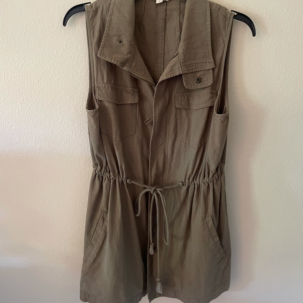 Green Hen & Thread vest